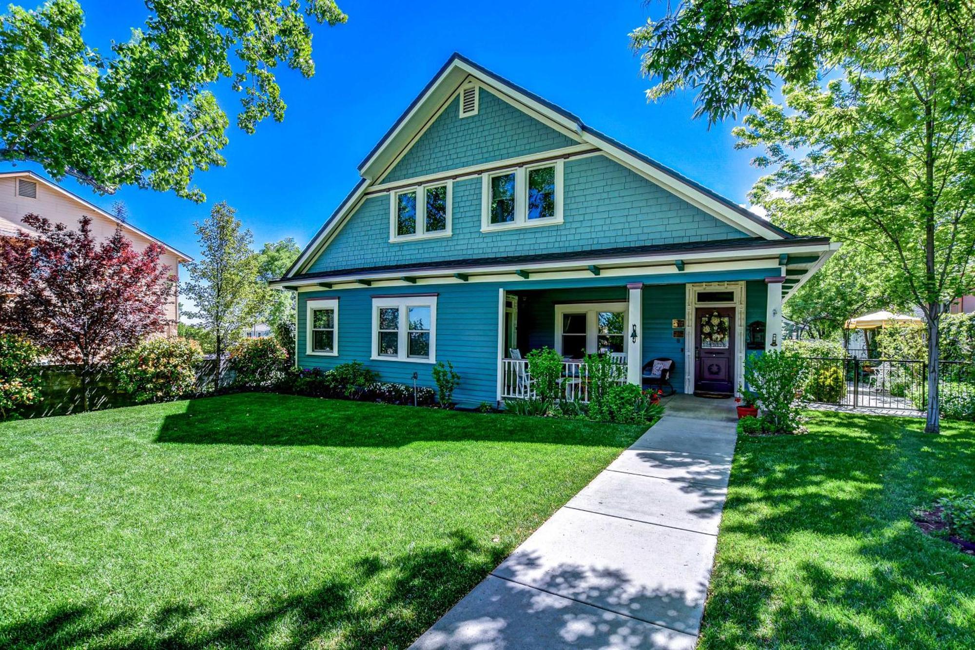 Historic Prescott Home With Yard, Walk To Downtown! Экстерьер фото